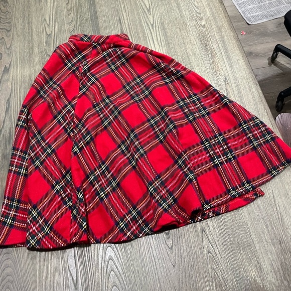 Shein Womens Christmas Holiday Poncho Plaided One Button Red Black Size XL - Picture 4 of 4